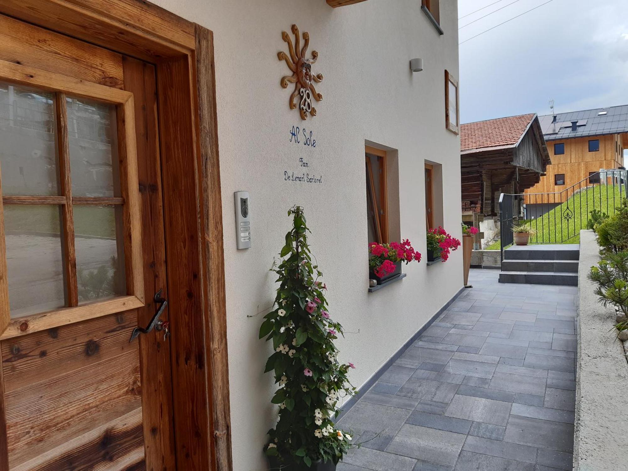 Al Sole B&B Valcomelico Santo Stefano Di Cadore Eksteriør billede