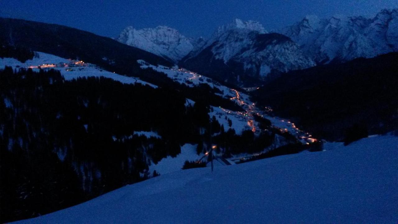 Al Sole B&B Valcomelico Santo Stefano Di Cadore Eksteriør billede
