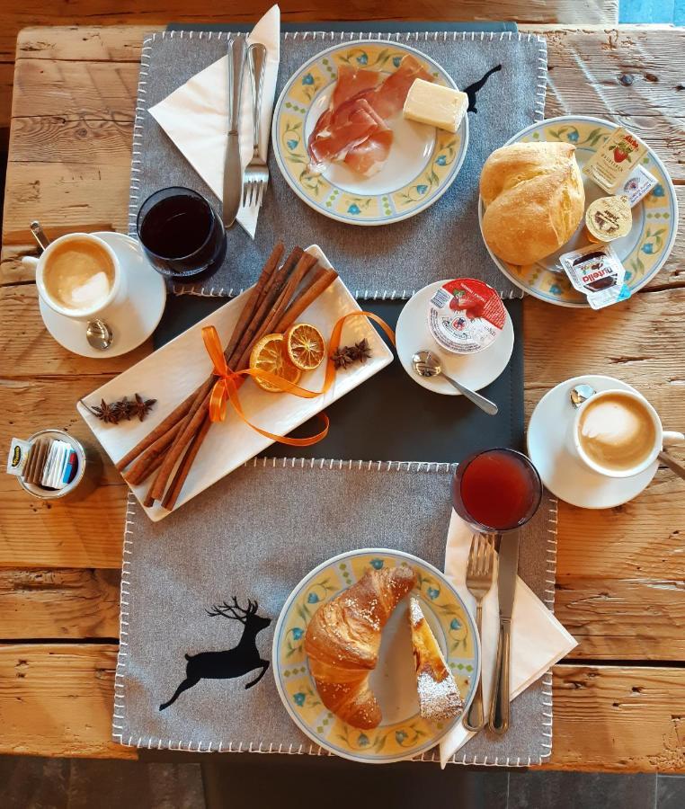 Al Sole B&B Valcomelico Santo Stefano Di Cadore Eksteriør billede