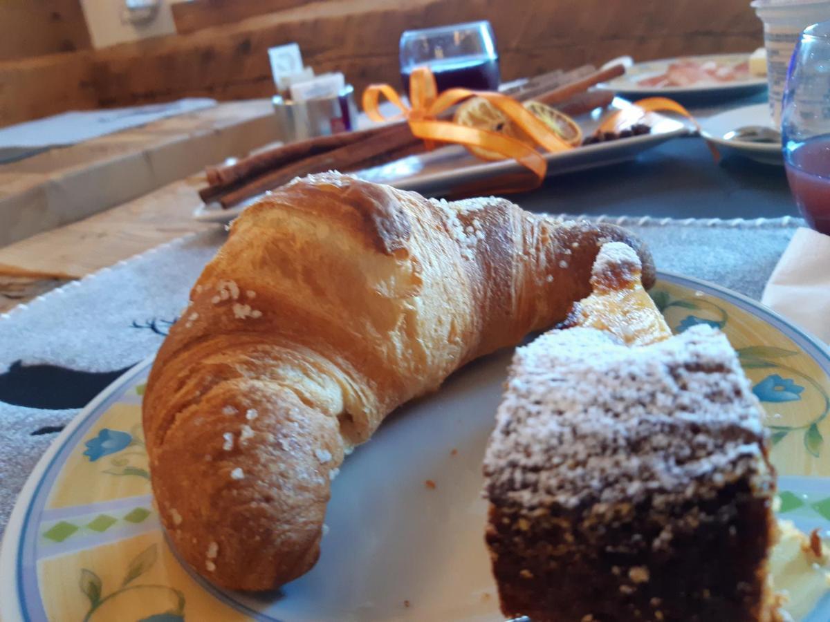 Al Sole B&B Valcomelico Santo Stefano Di Cadore Eksteriør billede